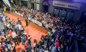 D7ECECFD-BEBB-4D2D-BBAD-94285E96F918-696x421