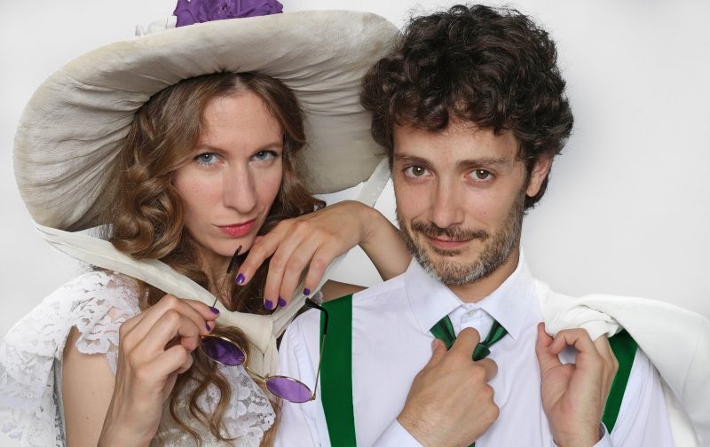 La-importancia-de-llamarse-Ernesto.-critica-teatro