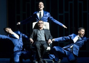 JORGE JAVIER VAZQUEZ ESTRENA SU OBRA "IBA EN SERIO" EN MALAGA