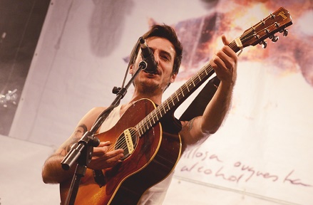 la-m-o-d-a-joy-eslava