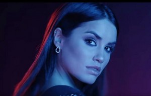 lali-entrevista-100-grados-brava-album