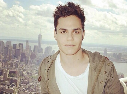 thomas-augusto-mr-revista-b